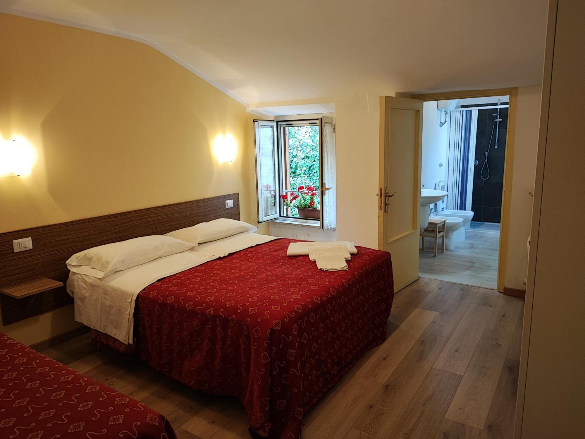 Amoroso'S House, Affittacamere Caramanico Terme Buitenkant foto