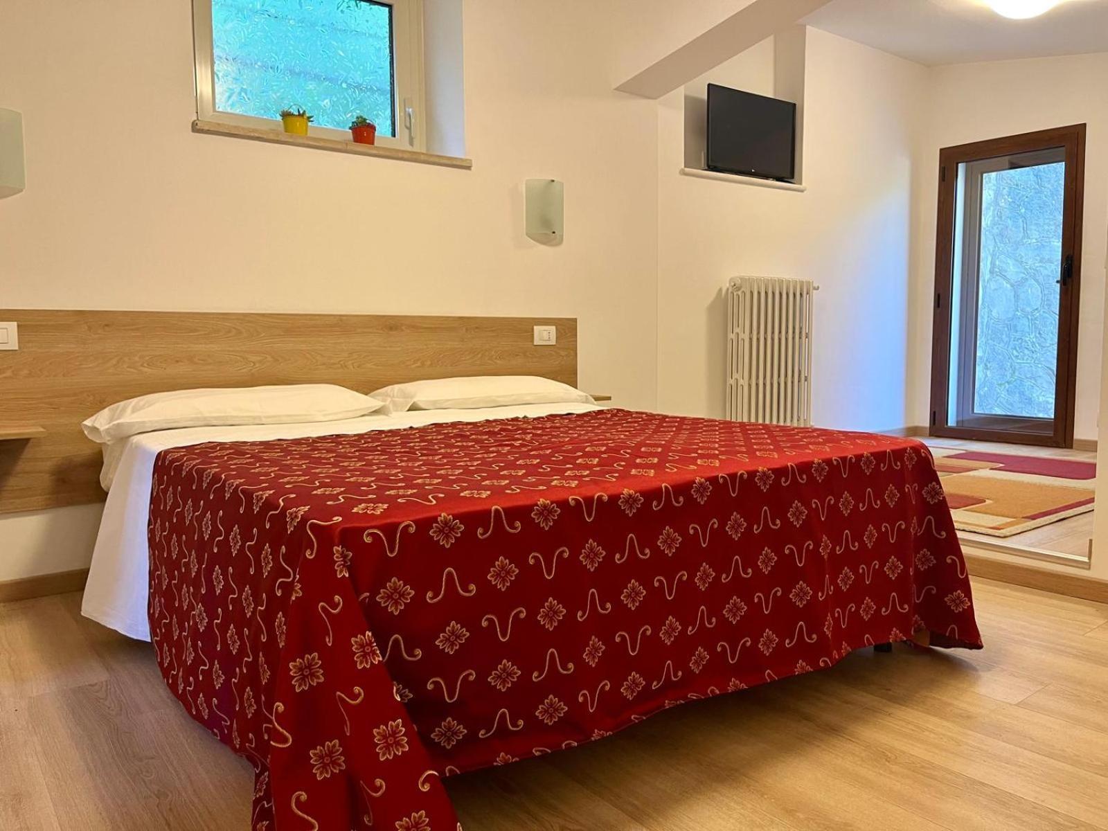 Amoroso'S House, Affittacamere Caramanico Terme Buitenkant foto