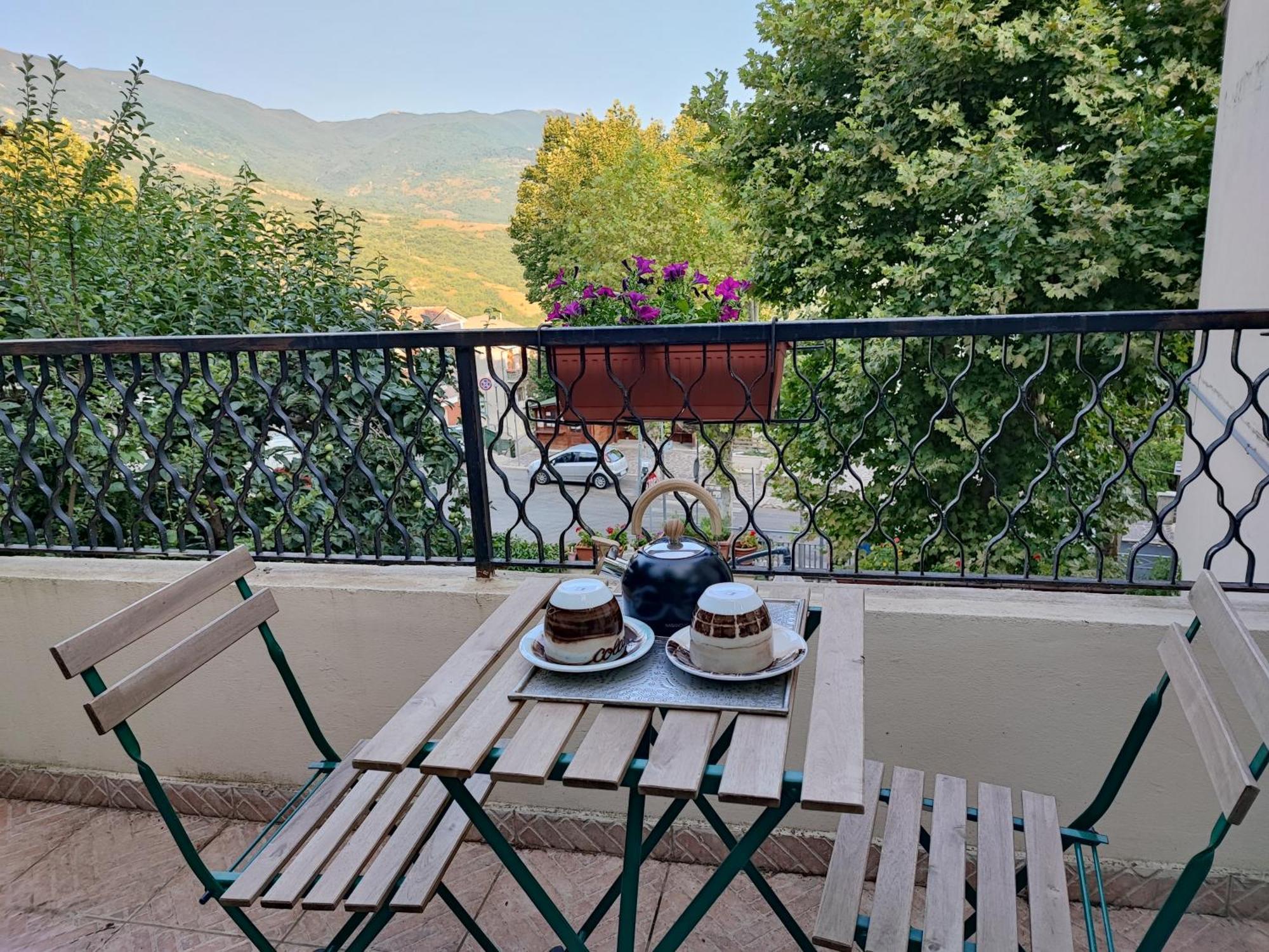 Amoroso'S House, Affittacamere Caramanico Terme Buitenkant foto