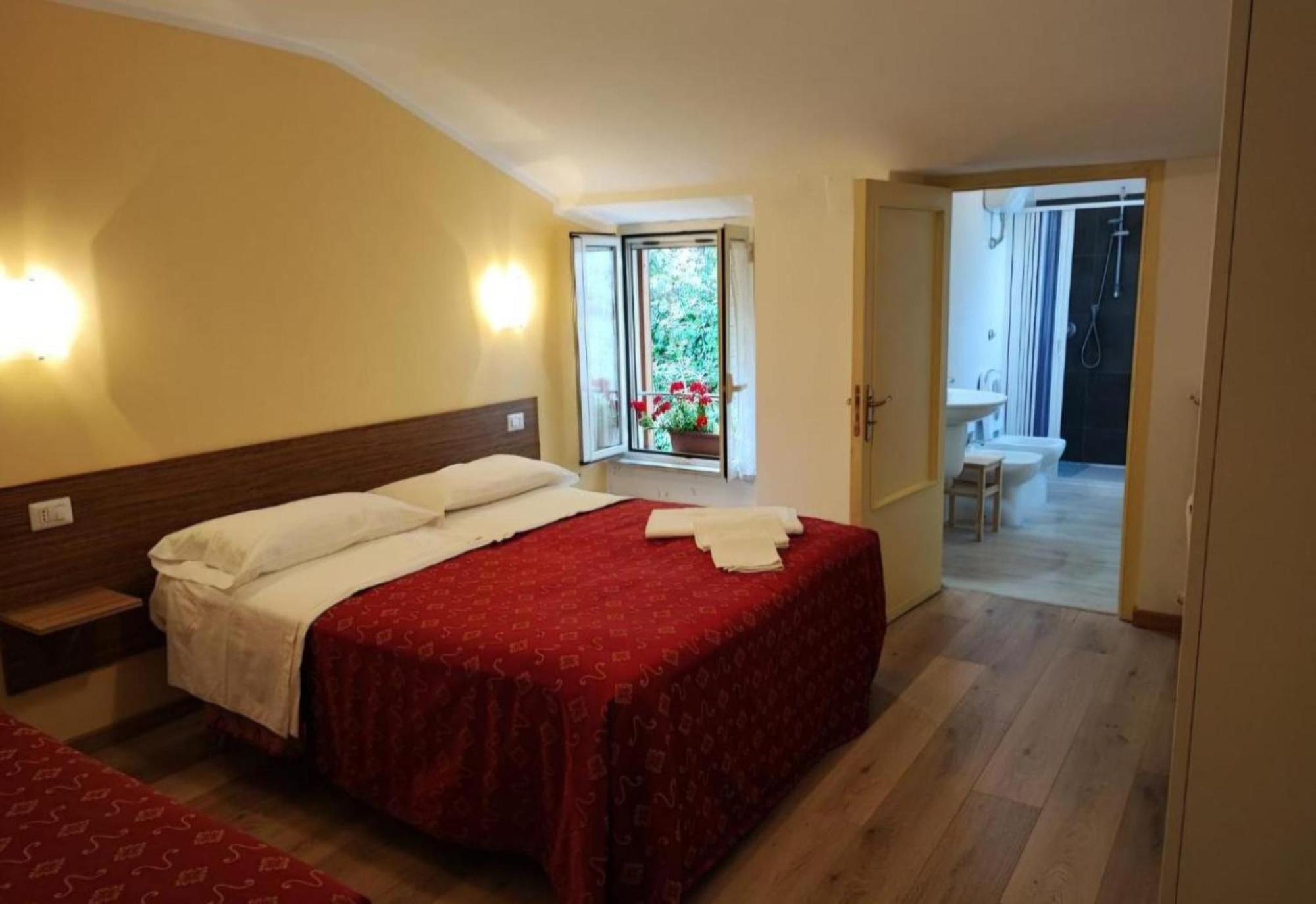 Amoroso'S House, Affittacamere Caramanico Terme Buitenkant foto